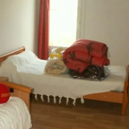 Maisonnette Avec Piscine Pour 5 Pers, Animaux Admis