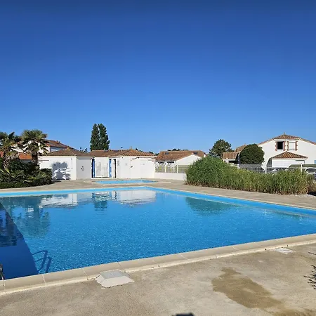 Vakantiehuis Maisonnette Avec Piscine Pour 5 Pers, Animaux Admis La Faute-sur-Mer